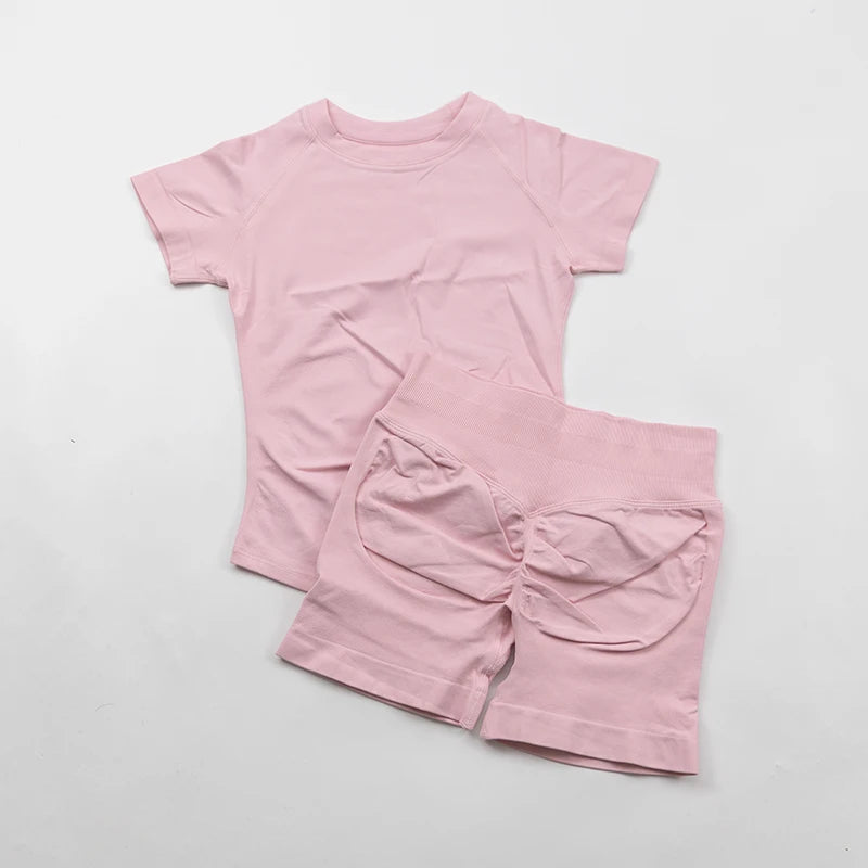 Seamless Yoga Set Fitted Workout Clothes Woman Gym Wear Short Sleeve Top Shirt Scrunch Booty Gym Shorts 2 Piece Sports Suits