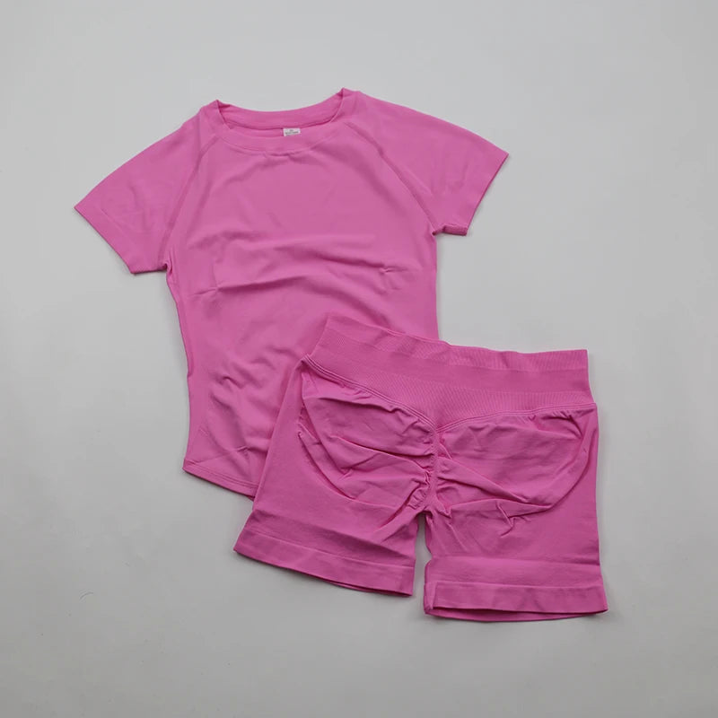 Seamless Yoga Set Fitted Workout Clothes Woman Gym Wear Short Sleeve Top Shirt Scrunch Booty Gym Shorts 2 Piece Sports Suits