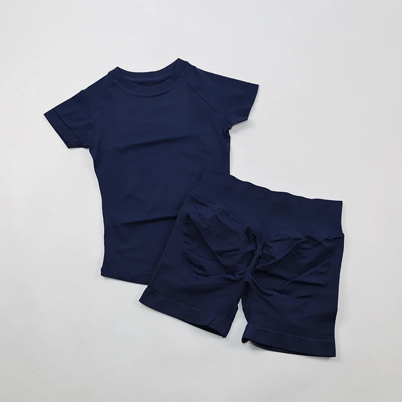 Seamless Yoga Set Fitted Workout Clothes Woman Gym Wear Short Sleeve Top Shirt Scrunch Booty Gym Shorts 2 Piece Sports Suits